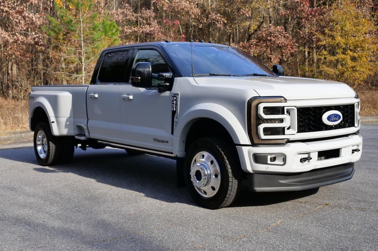 2025 Ford F-450SD Platinum 4X4 / DRW / Massaging Seats / Diesel! Lincolnton NC