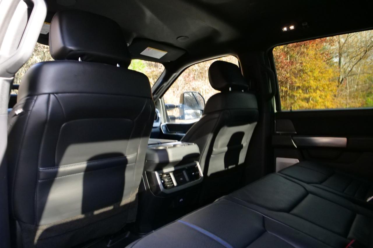 2025 Ford F-450SD Platinum 4X4 / DRW / Massaging Seats / Diesel! Lincolnton NC