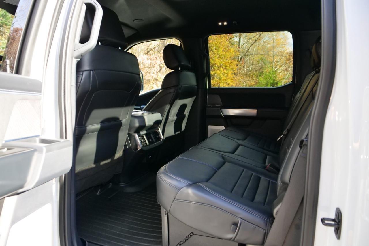 2025 Ford F-450SD Platinum 4X4 / DRW / Massaging Seats / Diesel! Lincolnton NC