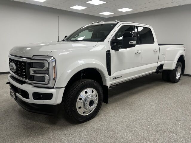 2025 Ford F-450SD Platinum Highlands Ranch CO