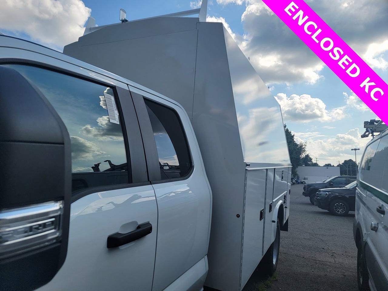 2025 Ford F-450SD XL SERVICE BODY Warrenton VA