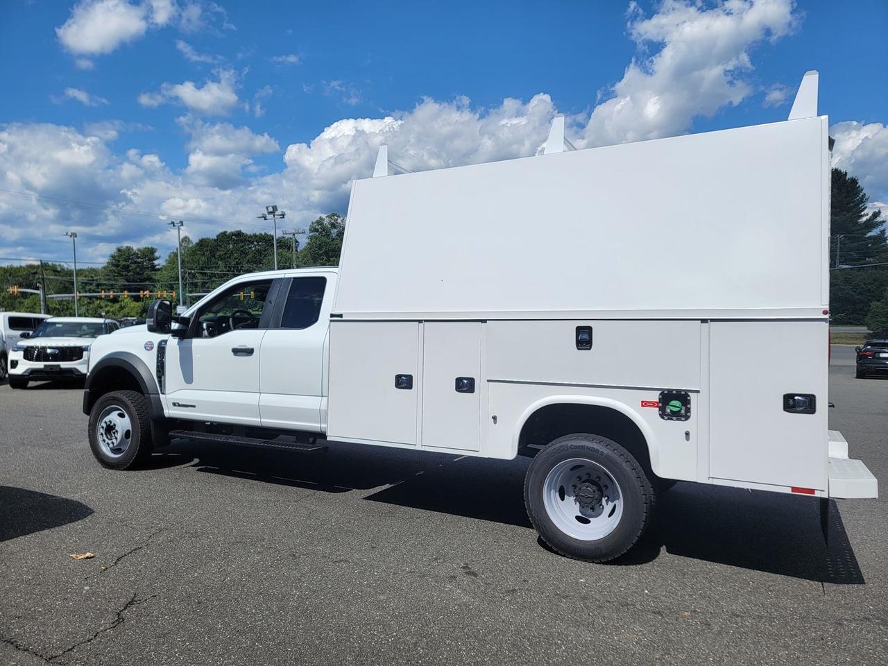 2025 Ford F-450SD XL SERVICE BODY Warrenton VA