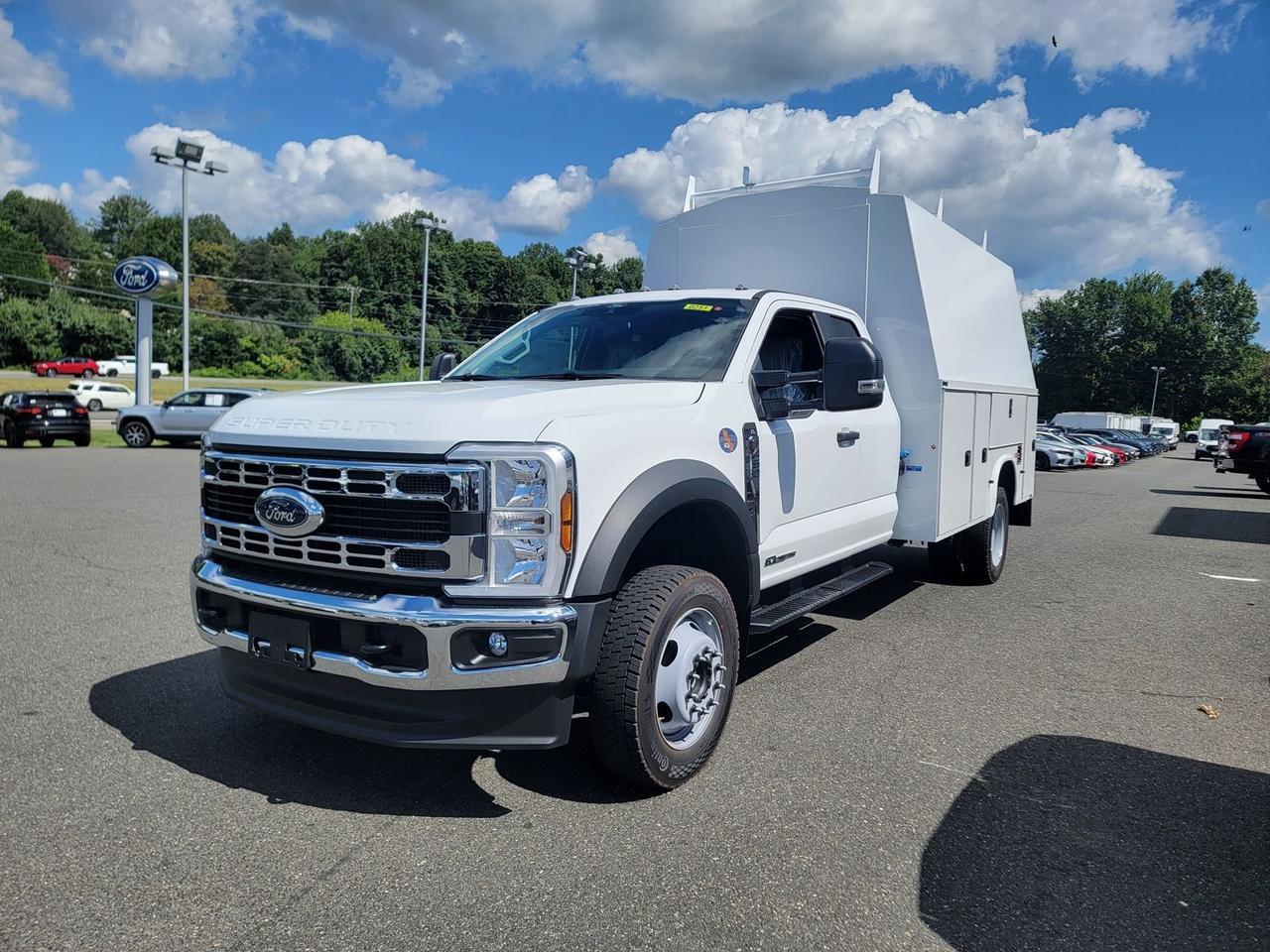 2025 Ford F-450SD XL SERVICE BODY Warrenton VA