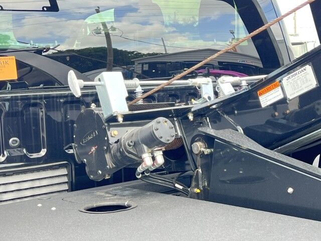 2025 Ford F-550 LARIAT Crew Cab Jerr-Dan MPL40 Dual Winch Standard Wrecker Truck Miami FL