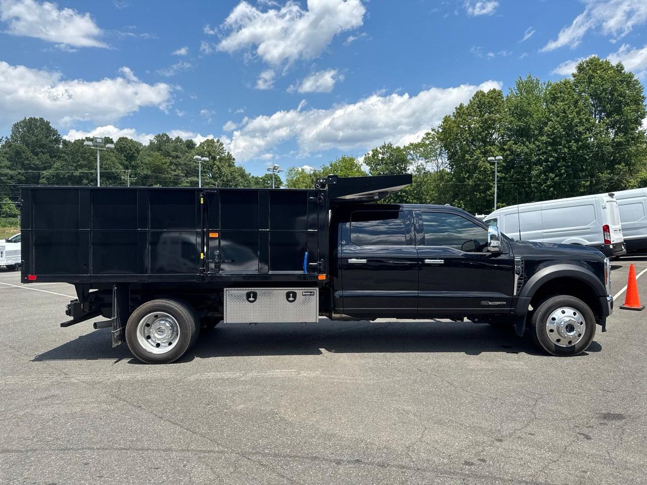 2025 Ford F-550SD Lariat Warrenton VA
