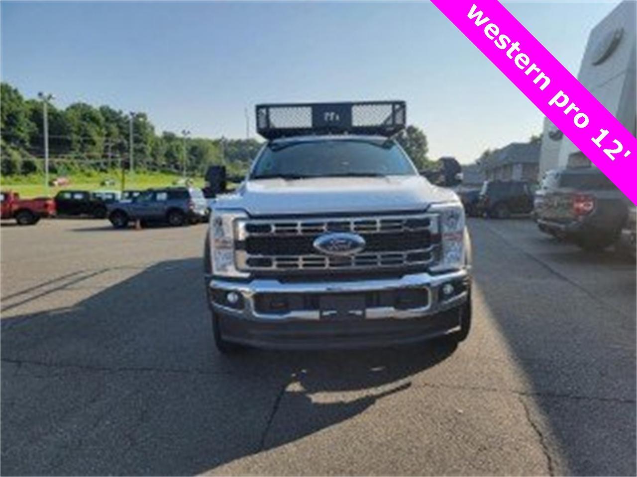 2025 Ford F-550SD XL CONCRETE Warrenton VA