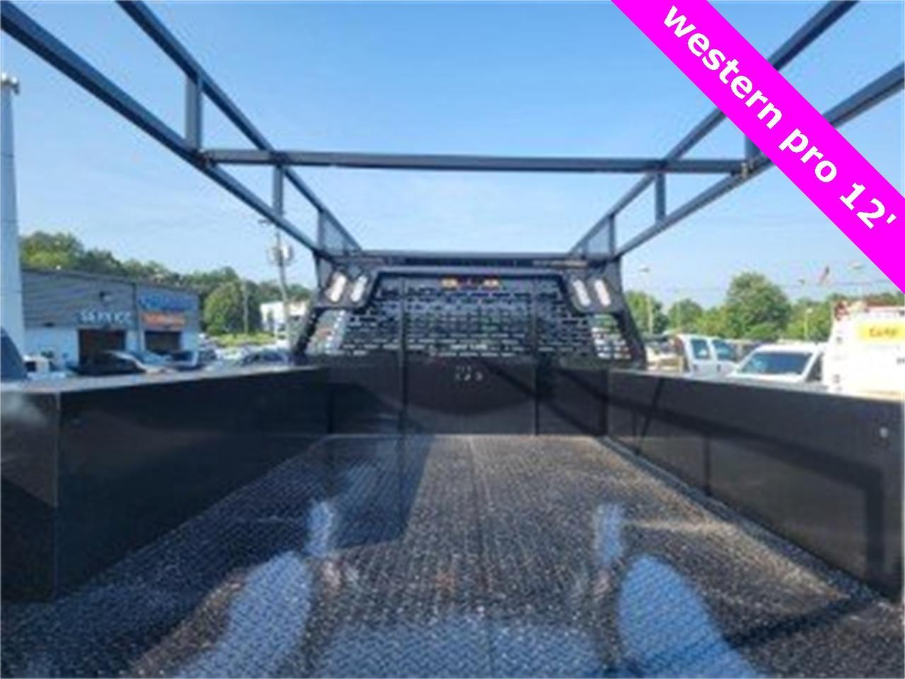 2025 Ford F-550SD XL CONCRETE Warrenton VA