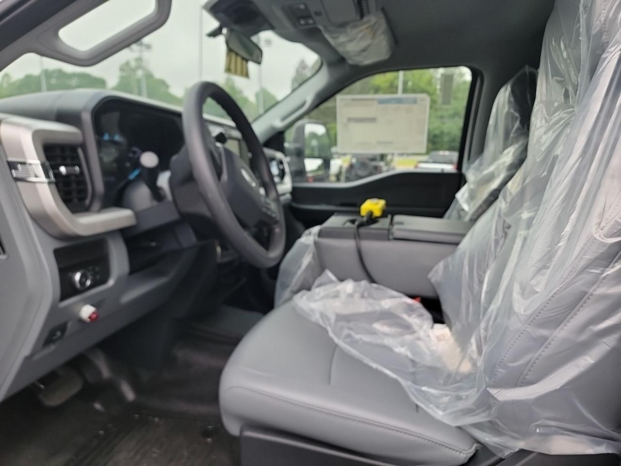2025 Ford F-550SD XL DUMP Warrenton VA