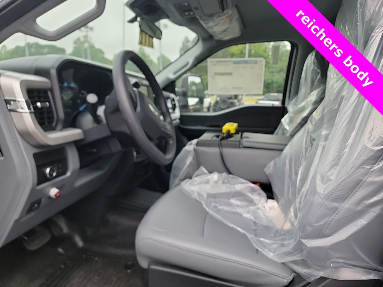 2025 Ford F-550SD XL DUMP Warrenton VA