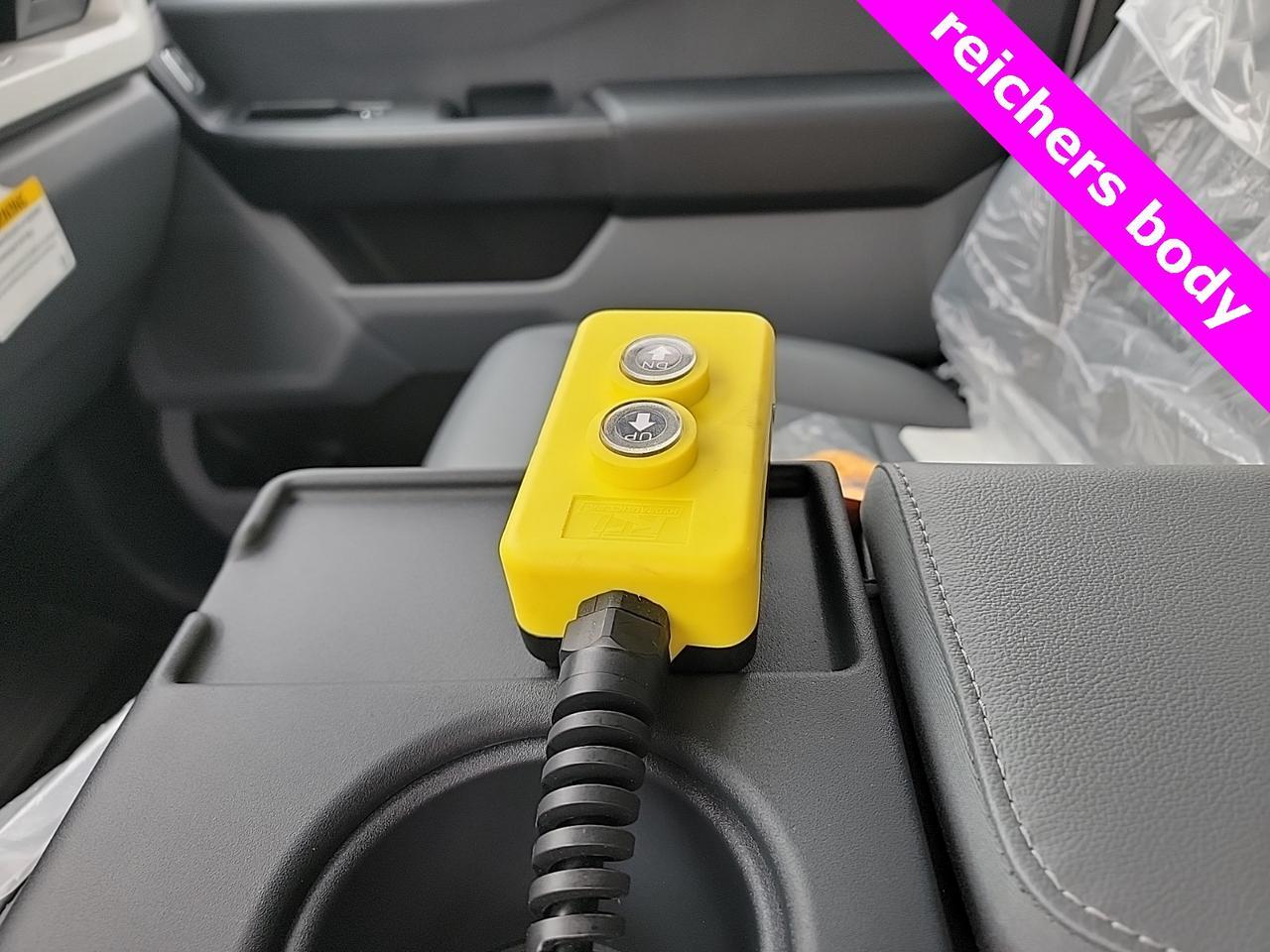 2025 Ford F-550SD XL DUMP Warrenton VA