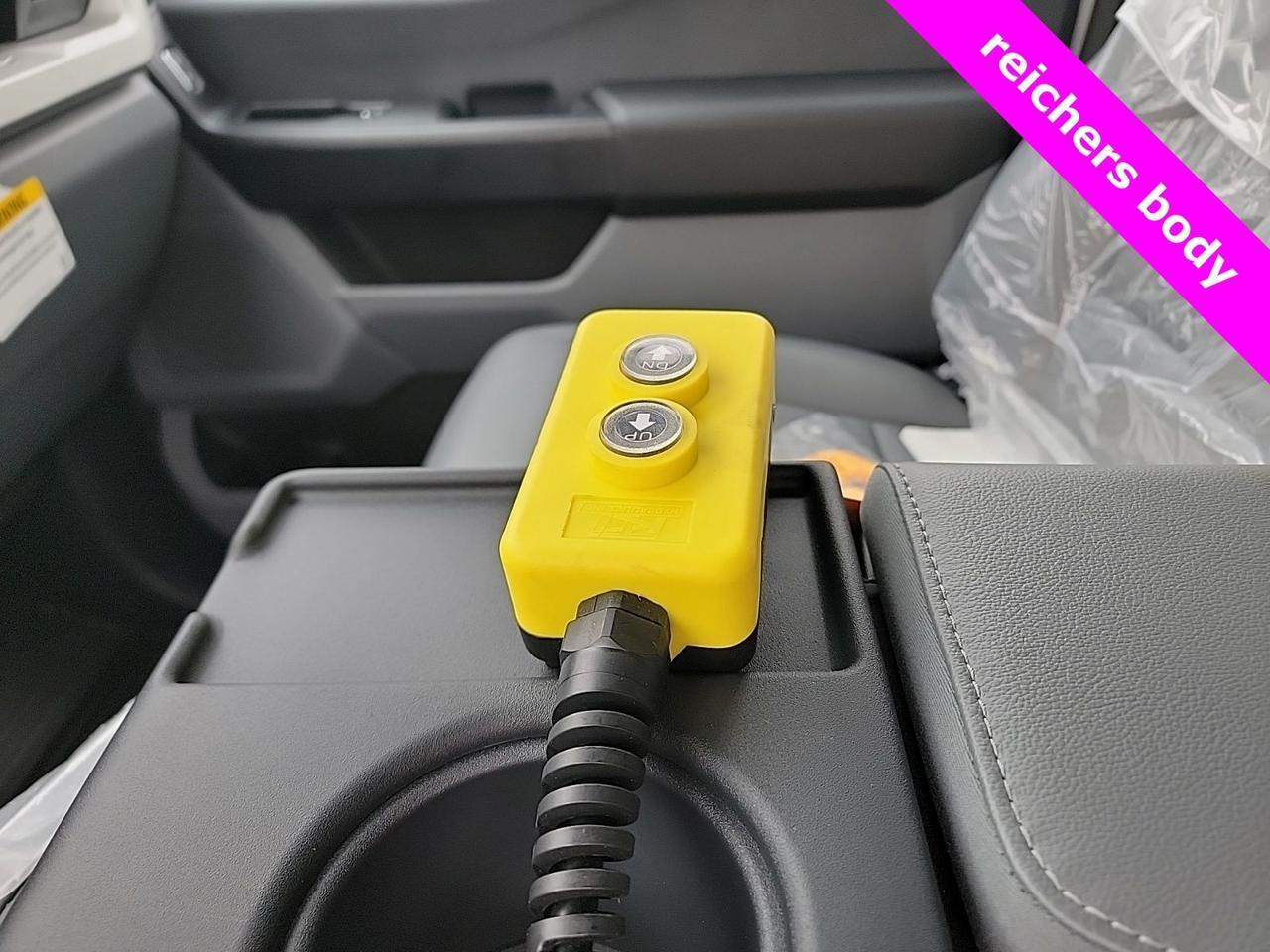 2025 Ford F-550SD XL DUMP Warrenton VA