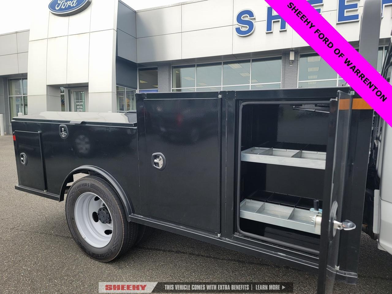 2025 Ford F-550SD XL FLATBED Warrenton VA