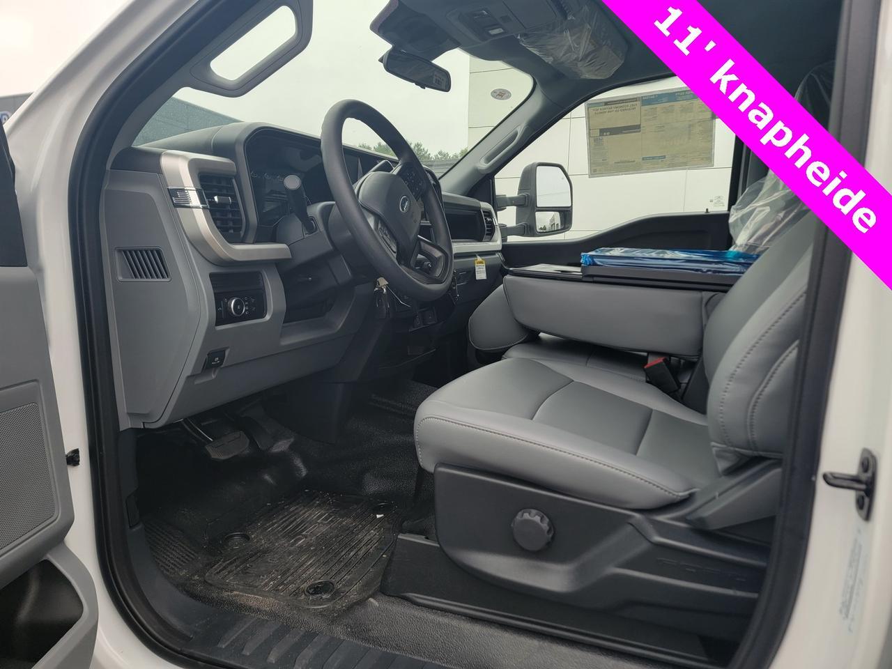 2025 Ford F-550SD XL SERVICE  BODY Warrenton VA