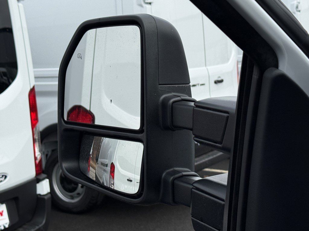 2025 Ford F-550SD XL Springfield VA