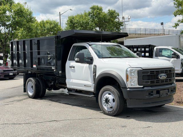 2025 Ford F-550SD XL