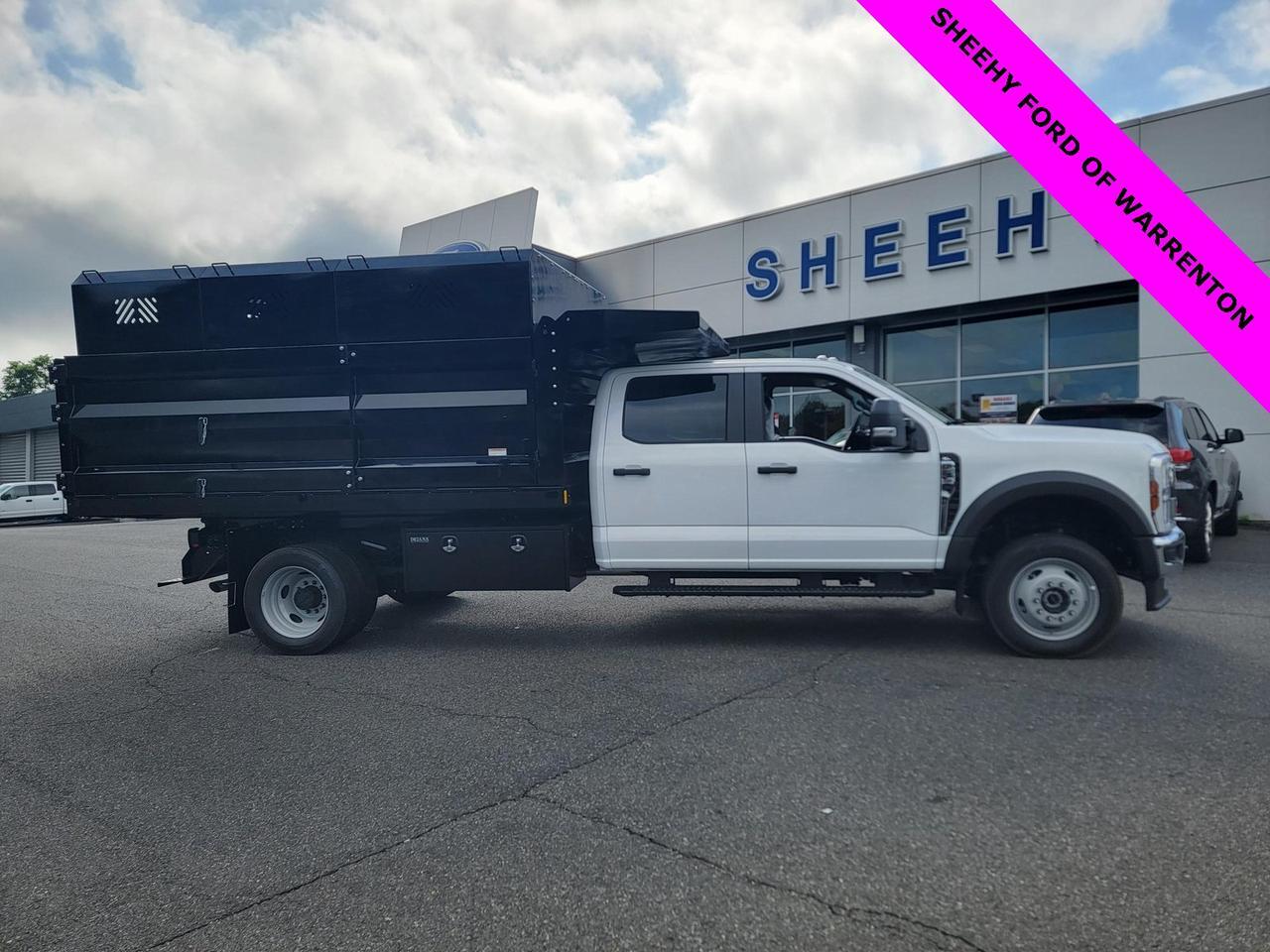 2025 Ford F-550SD XL