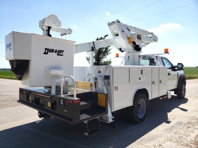 2025 Ford F-550XL Dur-A-Lift DPM2-40DU 45&apos; Working Height Bucket Truck