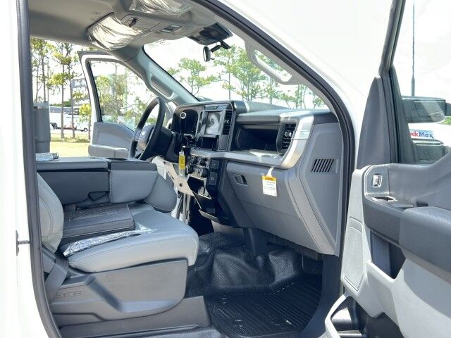 2025 Ford F-600 13' Stellar Tire Service Truck with 2,000 lb Lift Gate Homestead FL