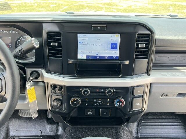 2025 Ford F-600 13' Stellar Tire Service Truck with 2,000 lb Lift Gate Homestead FL