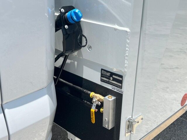 2025 Ford F-600 13&apos; Stellar Tire Service Truck with 2,000 lb Lift Gate Homestead FL