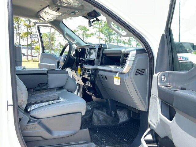 2025 Ford F-600 13&apos; Stellar Tire Service Truck with 2,000 lb Lift Gate Homestead FL