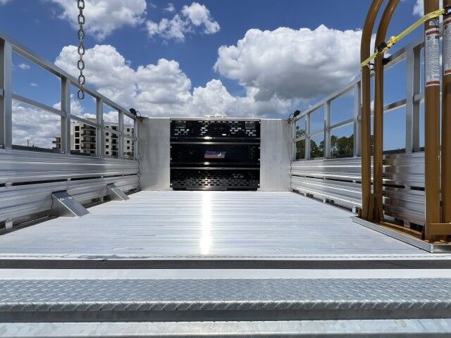 2025 Ford F-600 13' Stellar Tire Service Truck with 2,000 lb Lift Gate Homestead FL