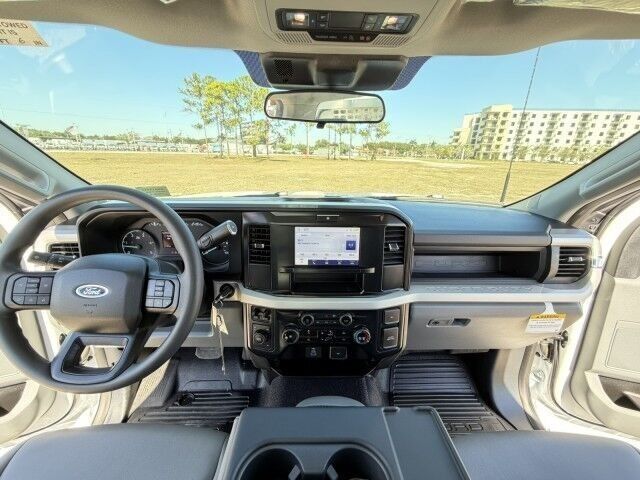 2025 Ford F-600XL 4x4 - BLOWOUT SALE - Dur-A-Lift DPM2-52DU 59' Insulated Bucket Truck Homestead FL