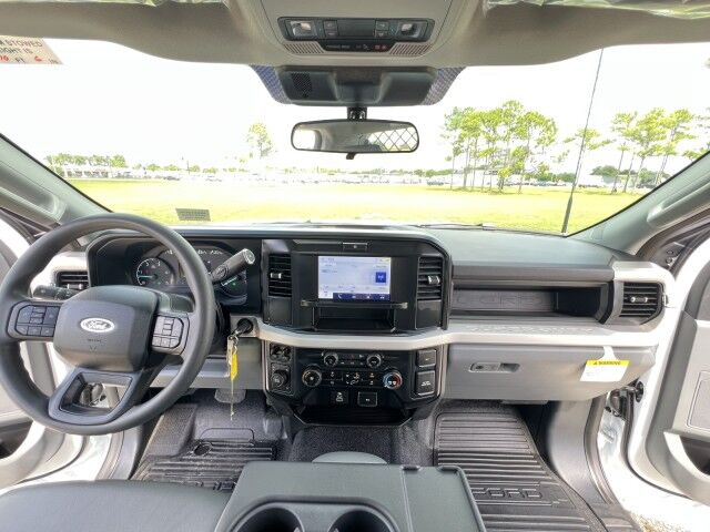 2025 Ford F-600XL 4x4 Dur-A-Lift DPM2-52DU 59&apos; Insulated Bucket Truck Homestead FL
