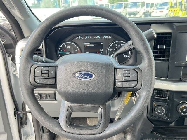 2025 Ford F-600XL 4x4 Mechanic Service Utility Truck with 7,000 lbs. HC 7X Auto Crane Miami FL