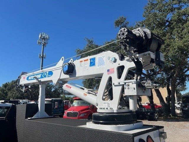 2025 Ford F-600XL 4x4 Mechanic Service Utility Truck with 7,000 lbs. HC 7X Auto Crane Miami FL