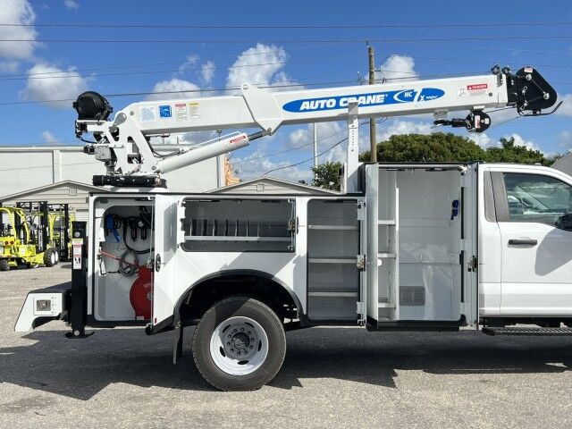 2025 Ford F-600XL 4x4 Mechanic Service Utility Truck with 7,000 lbs. HC 7X Auto Crane Miami FL