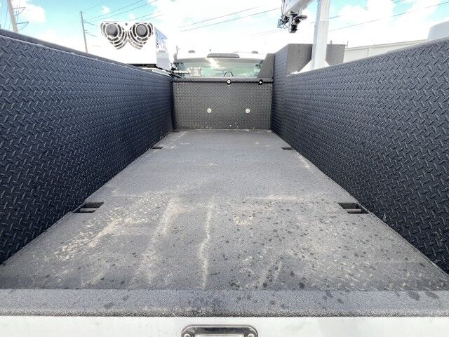 2025 Ford F-600XL 4x4 Mechanic Service Utility Truck with 7,000 lbs. HC 7X Auto Crane Miami FL