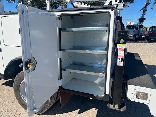 2025 Ford F-600XL 4x4 Mechanic Service Utility Truck with 7,000 lbs. HC 7X Auto Crane Miami FL