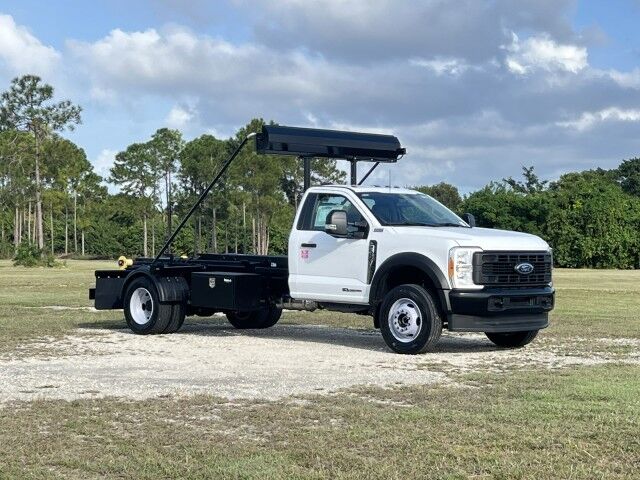 2025 Ford F-600XL 4x4 Stellar Shuttle 84-10 Flex Hook Lift Truck