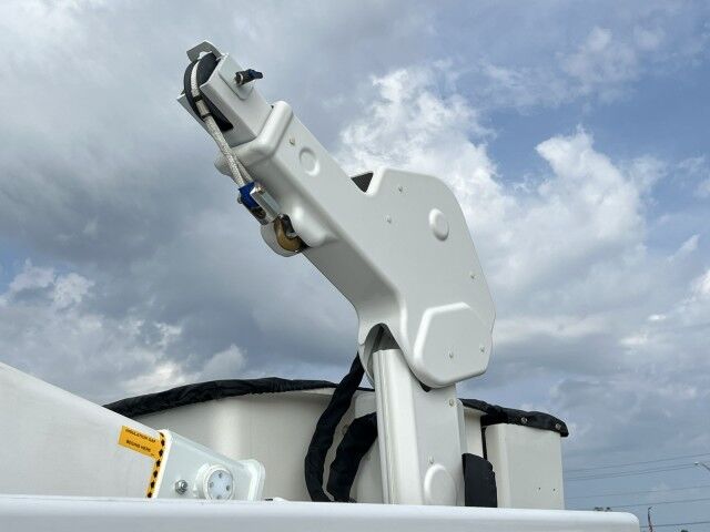 2025 Ford F-600XL Dur-A-Lift DPM2-52DU 59&apos; Insulated Bucket Truck Homestead FL