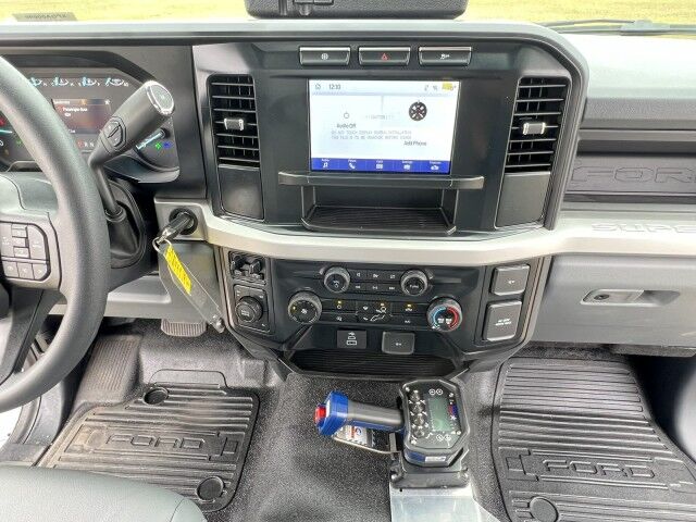 2025 Ford F-600XL Mechanic Service Truck with Stellar 8630 Telescopic Crane and Compressor Homestead FL