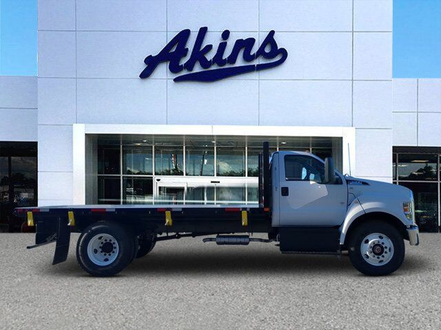 2025 Ford F-650 Flatbed Appleton WI