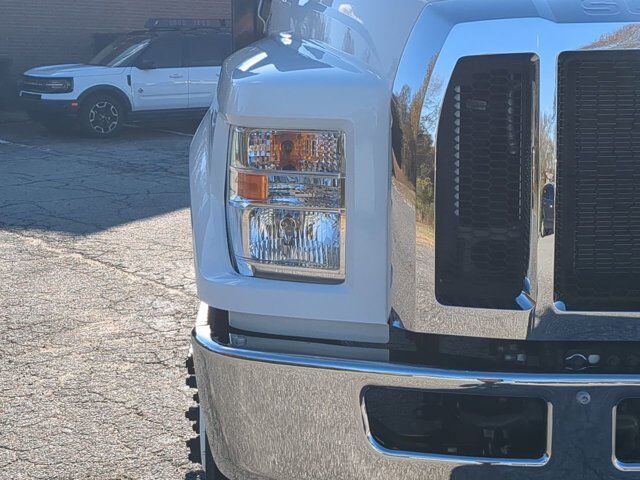 2025 Ford F-650 Flatbed Appleton WI