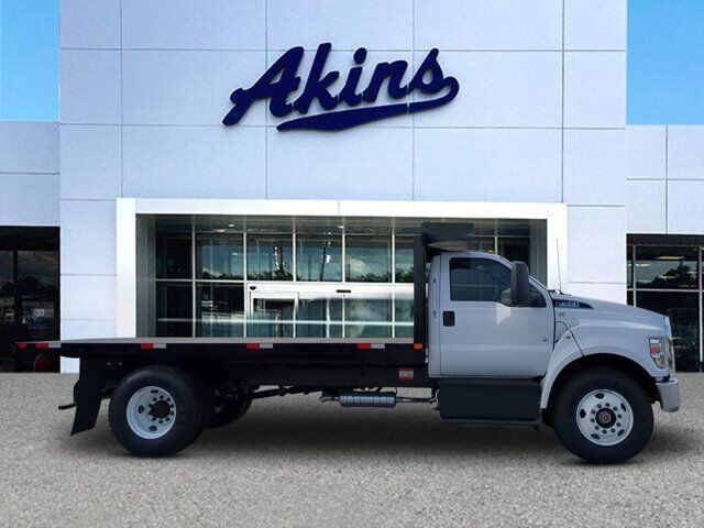 2025 Ford F-650 Flatbed Appleton WI
