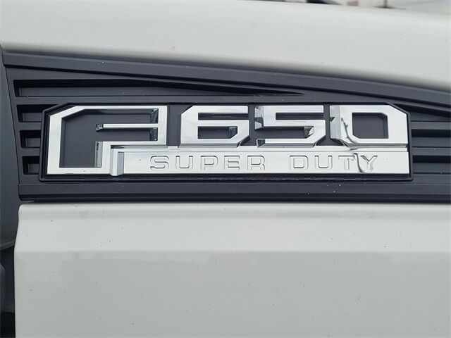 2025 Ford F-650SD Base