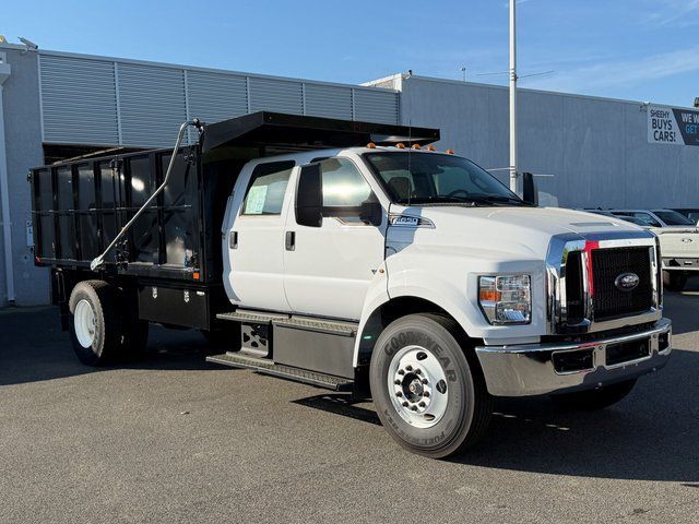 2025 Ford F-650SD Base
