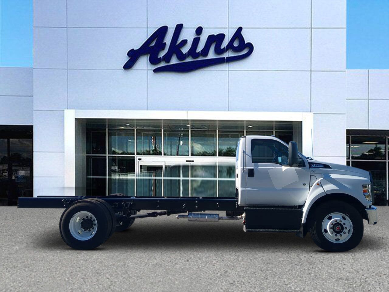 2025 Ford F-750