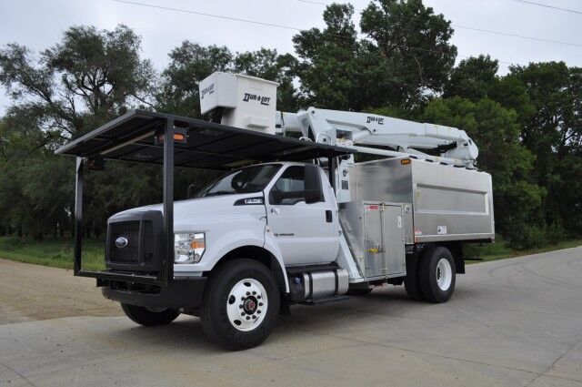 2025 Ford F-750 59&apos; working height Dur-A-Lift Forestry Bucket Truck DPM2-52DP