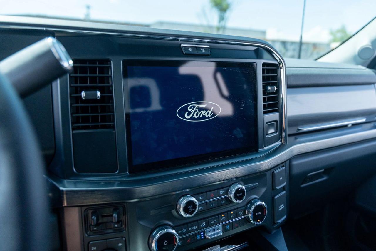 2025 Ford F450 Super Duty Crew Cab Lariat Pickup 4D 8 ft St. Louis MO