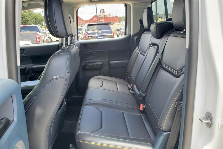 2025 Ford Maverick   TX