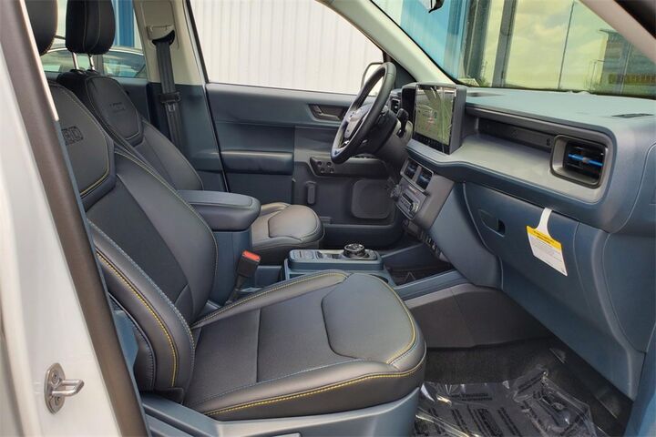 2025 Ford Maverick   TX