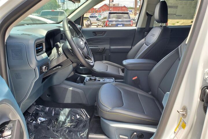 2025 Ford Maverick   TX