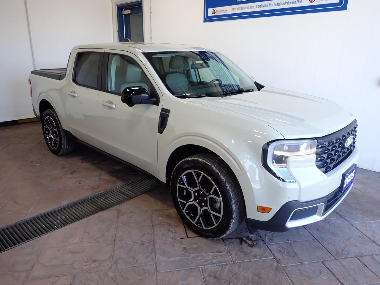 2025 Ford Maverick LARIAT AWD LEATHER NAVI SUPERCREW *HYBRID*