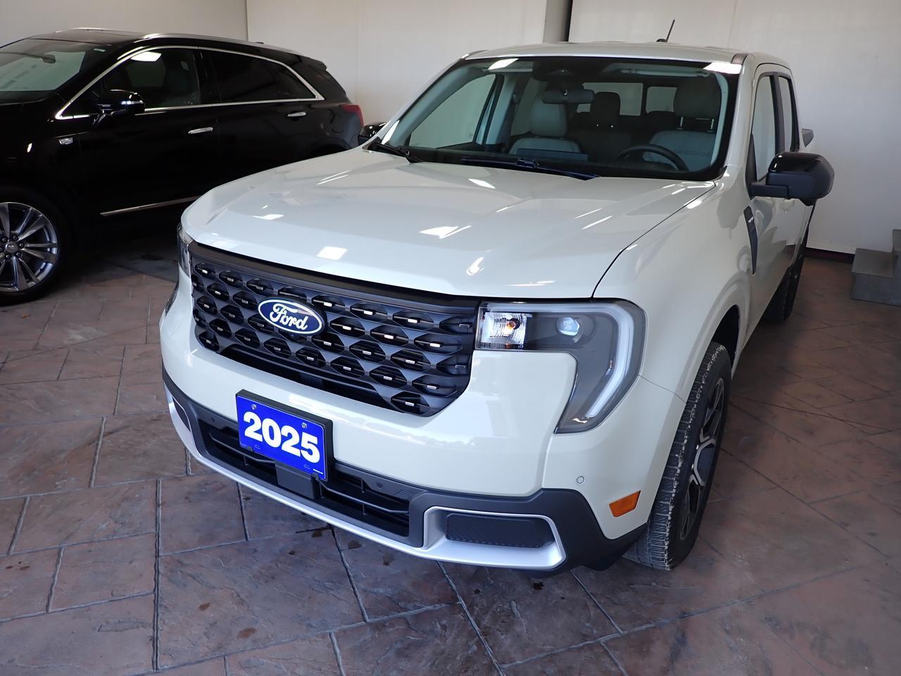 2025 Ford Maverick LARIAT AWD LEATHER NAVI SUPERCREW *HYBRID* Listowel ON