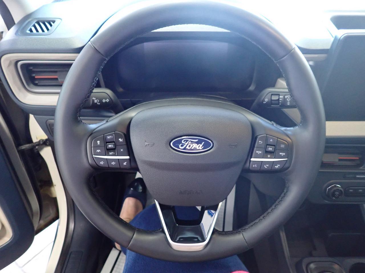 2025 Ford Maverick LARIAT AWD LEATHER NAVI SUPERCREW *HYBRID* Listowel ON